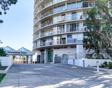 700 E Ocean - Photo Thumbnail 18