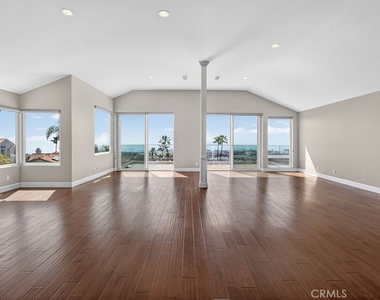 24902 Sea Crest - Photo Thumbnail 5