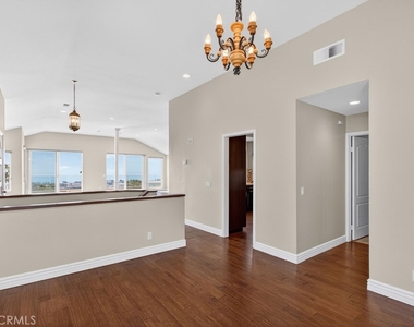 24902 Sea Crest - Photo Thumbnail 14