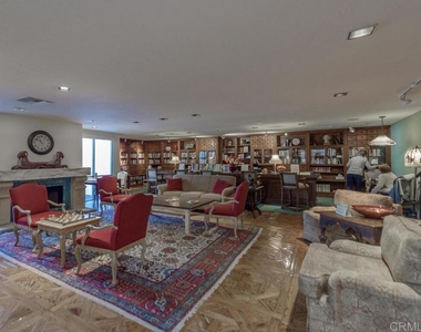 6033 Patmos Way - Photo Thumbnail 32