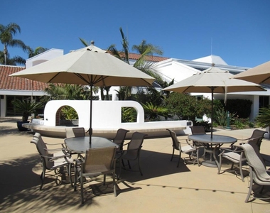 6033 Patmos Way - Photo Thumbnail 40
