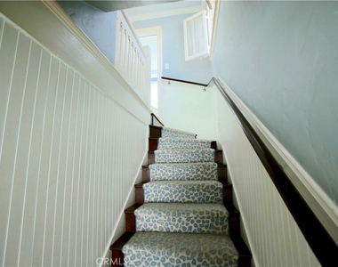 227 Apolena Avenue - Photo Thumbnail 18