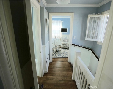 227 Apolena Avenue - Photo Thumbnail 19