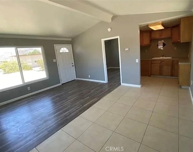 9495 Bella Vista - Photo Thumbnail 3