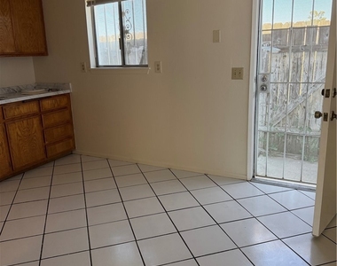 16230 Sequoia Street - Photo Thumbnail 2