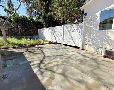 17438 Horace Street - Photo Thumbnail 15