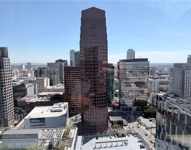 889 Francisco - Photo Thumbnail 15