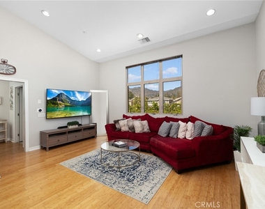 1406 S California - Photo Thumbnail 10