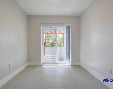 263 Ralston Street - Photo Thumbnail 14