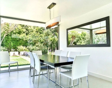 5470 Katherine Avenue - Photo Thumbnail 9