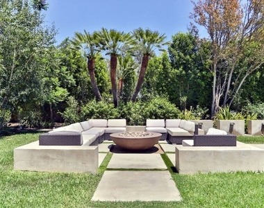 5470 Katherine Avenue - Photo Thumbnail 4