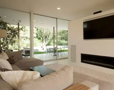 5470 Katherine Avenue - Photo Thumbnail 21