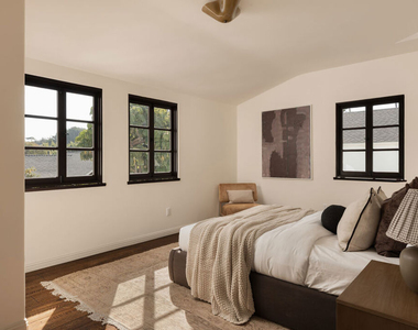 1641 N Ogden Drive - Photo Thumbnail 28