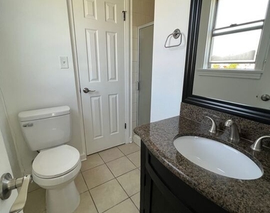 1282 S Highland Avenue - Photo Thumbnail 15