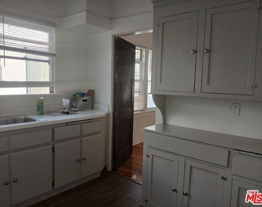 1555 6th Avenue - Photo Thumbnail 7