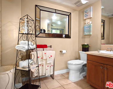 10795 Wilshire Boulevard - Photo Thumbnail 28
