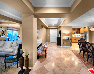 10795 Wilshire Boulevard - Photo Thumbnail 22