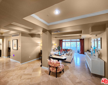 10795 Wilshire Boulevard - Photo Thumbnail 11