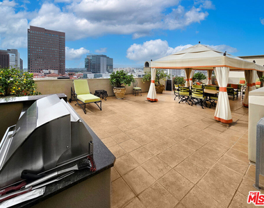10795 Wilshire Boulevard - Photo Thumbnail 39