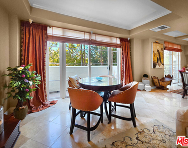10795 Wilshire Boulevard - Photo Thumbnail 13