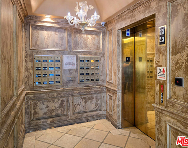10795 Wilshire Boulevard - Photo Thumbnail 4