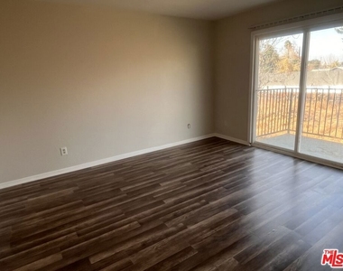 26416 San Jacinto Street - Photo Thumbnail 7