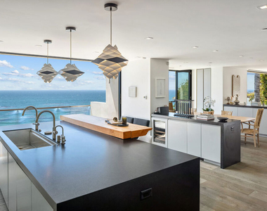 31824 Seafield Drive - Photo Thumbnail 12