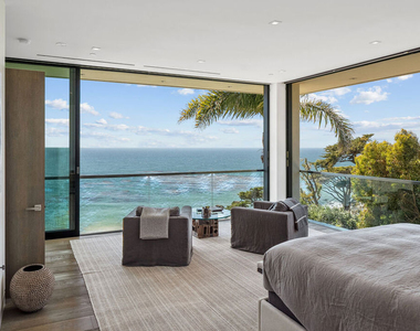 31824 Seafield Drive - Photo Thumbnail 18
