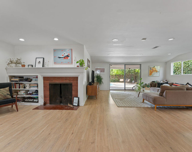5211 Allott Avenue - Photo Thumbnail 3