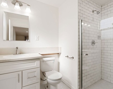 5211 Allott Avenue - Photo Thumbnail 15