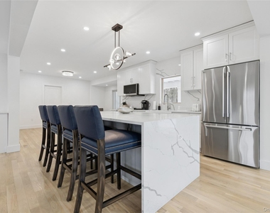 10 Sagamore Road - Photo Thumbnail 10