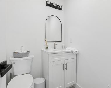 10 Sagamore Road - Photo Thumbnail 22