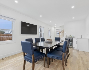 10 Sagamore Road - Photo Thumbnail 15