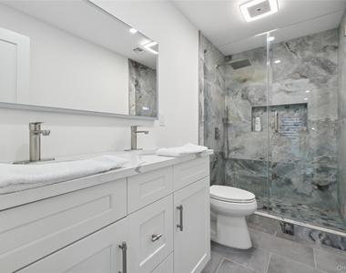 10 Sagamore Road - Photo Thumbnail 1