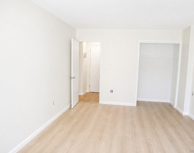 39 Tanager Road - Photo Thumbnail 9