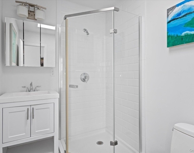 5 Lakewood Lane - Photo Thumbnail 16