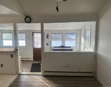 171 Lake Shore Drive - Photo Thumbnail 17