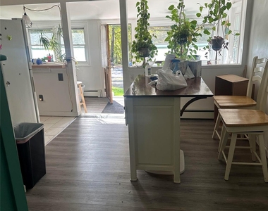 171 Lake Shore Drive - Photo Thumbnail 15