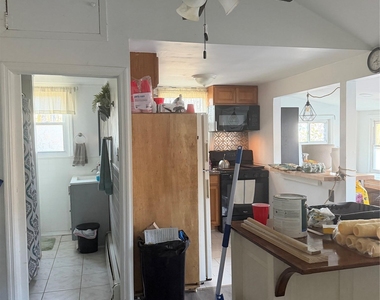 171 Lake Shore Drive - Photo Thumbnail 9