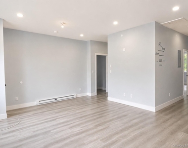 11 Orange Lane - Photo Thumbnail 4