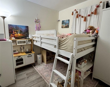 140 N 21st Street - Photo Thumbnail 7
