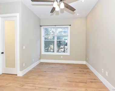 127 Pine Street - Photo Thumbnail 11