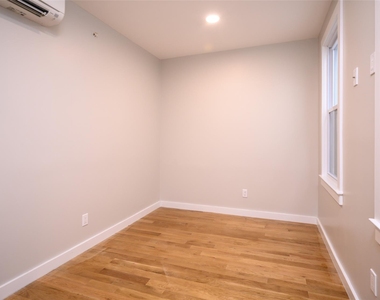 86 Main Street - Photo Thumbnail 22