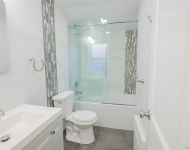 65 Virginia Avenue - Photo Thumbnail 6