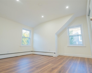 65 Virginia Avenue - Photo Thumbnail 8