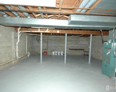 4 White Oaks Drive - Photo Thumbnail 31