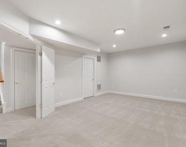 9185 Topaz Street - Photo Thumbnail 63