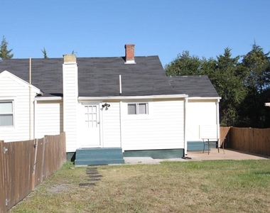 15002 Woolens Lane - Photo Thumbnail 16