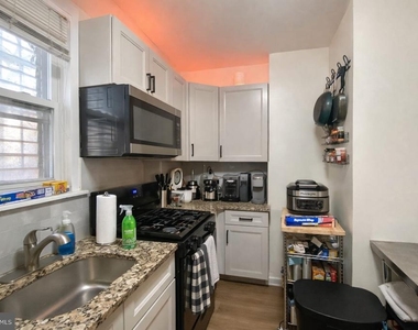 3215 Summer Street - Photo Thumbnail 44