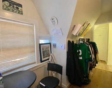 3215 Summer Street - Photo Thumbnail 61